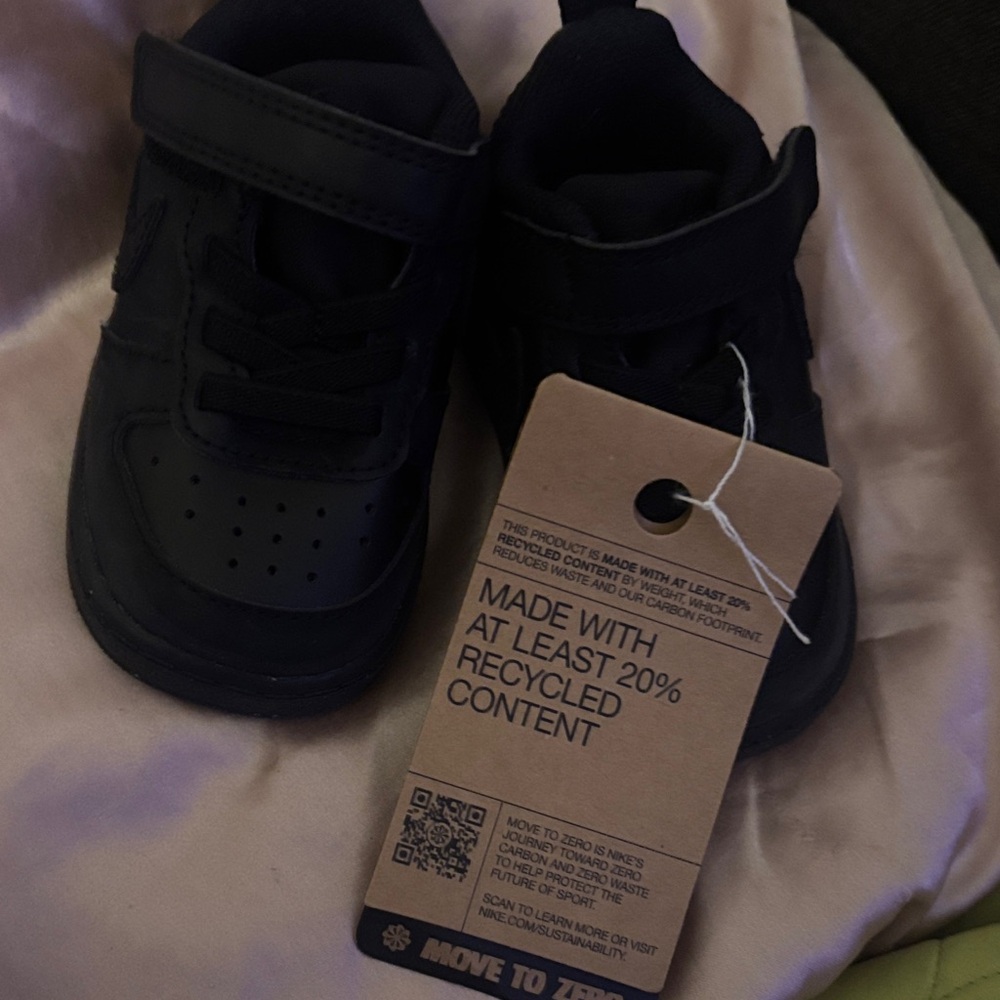 Nike Kids Black Sneakers